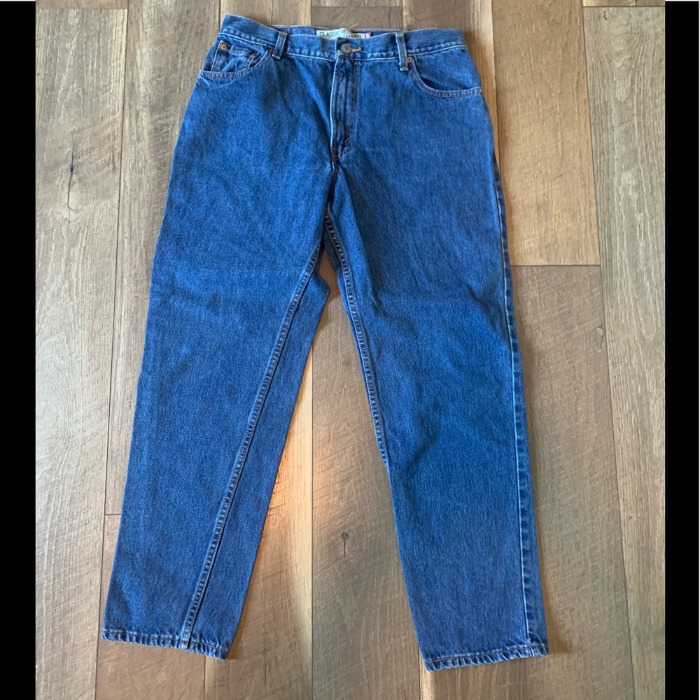 Levi’s 550 Classic Relaxed Tapered Jeans